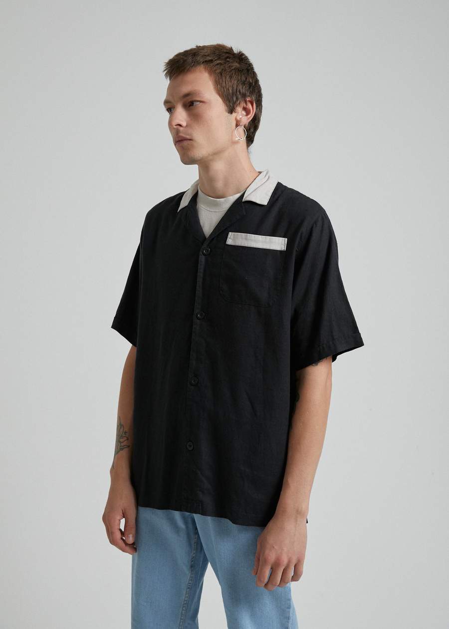 Bowlo Hemp Cuban Short Sleeve Shirt in Black